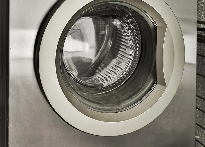 Serena -your Exclusive Private Swimming Pool שטובל